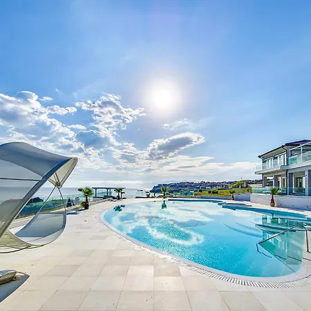 别墅 The Lodge Luxury Villa 索佐波尔
